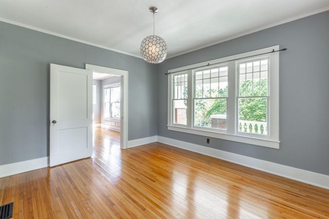 1317 Russell Street, Chattanooga, TN 37405