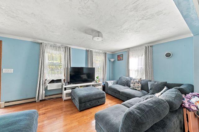 22 Southwind Way, Dartmouth, MA 02747