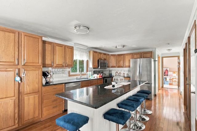 22 Southwind Way, Dartmouth, MA 02747