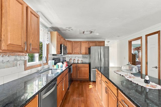 22 Southwind Way, Dartmouth, MA 02747