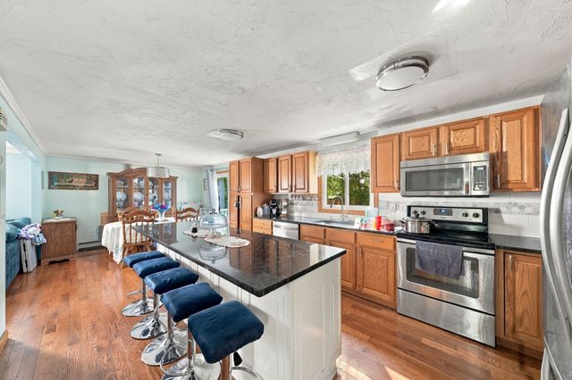 22 Southwind Way, Dartmouth, MA 02747