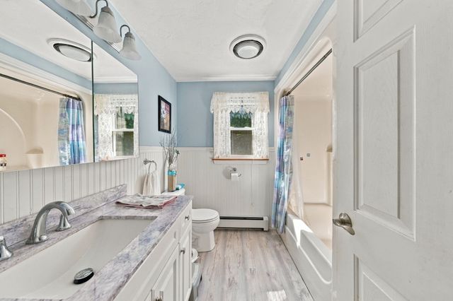 22 Southwind Way, Dartmouth, MA 02747