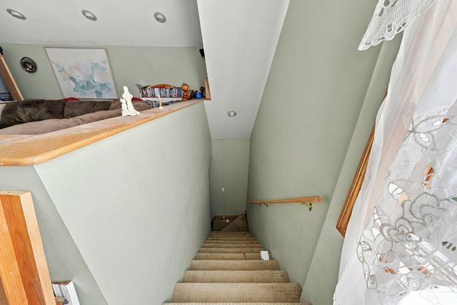 22 Southwind Way, Dartmouth, MA 02747