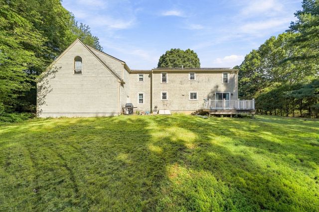 22 Southwind Way, Dartmouth, MA 02747