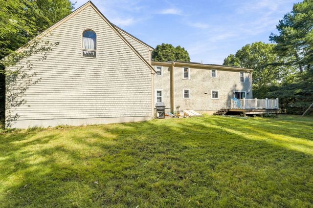 22 Southwind Way, Dartmouth, MA 02747