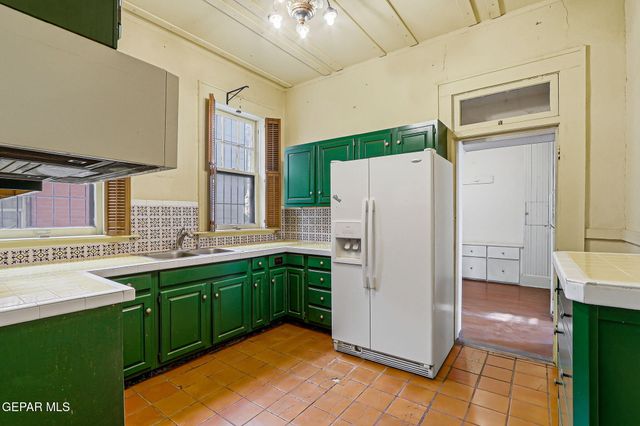 1016 E RIO GRANDE Avenue 3, El Paso, TX 79902