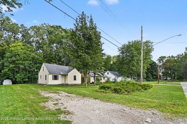 6409 Coulson Court, Lansing, MI 48911