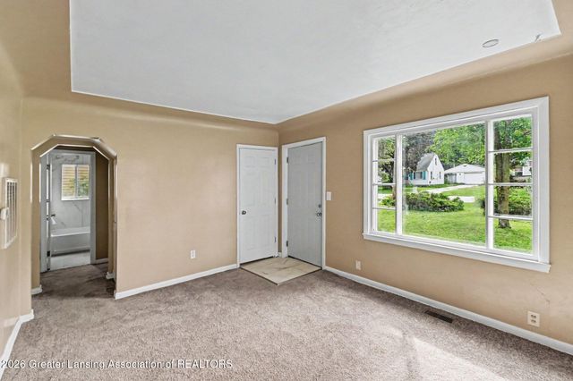 6409 Coulson Court, Lansing, MI 48911