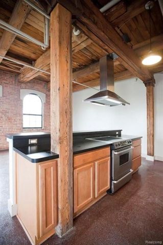 6533 E Jefferson Avenue 322, Detroit, MI 48207