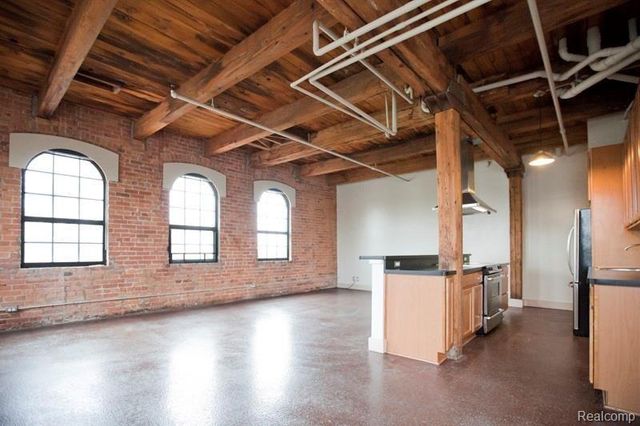 6533 E Jefferson Avenue 322, Detroit, MI 48207