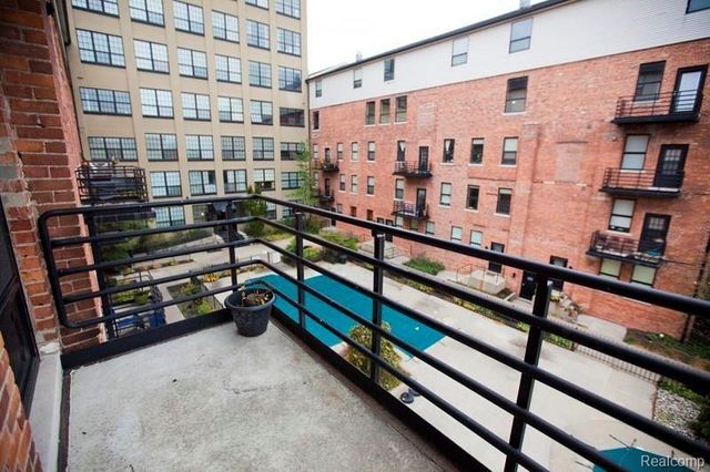 6533 E Jefferson Avenue 322, Detroit, MI 48207
