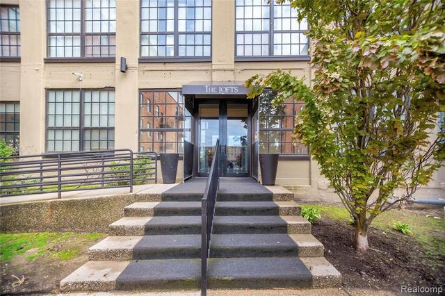 6533 E Jefferson Avenue 322, Detroit, MI 48207