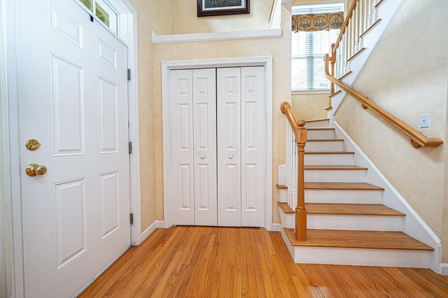 7 Drumlin Road, Stratham, NH 03885