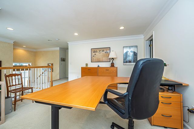 7 Drumlin Road, Stratham, NH 03885