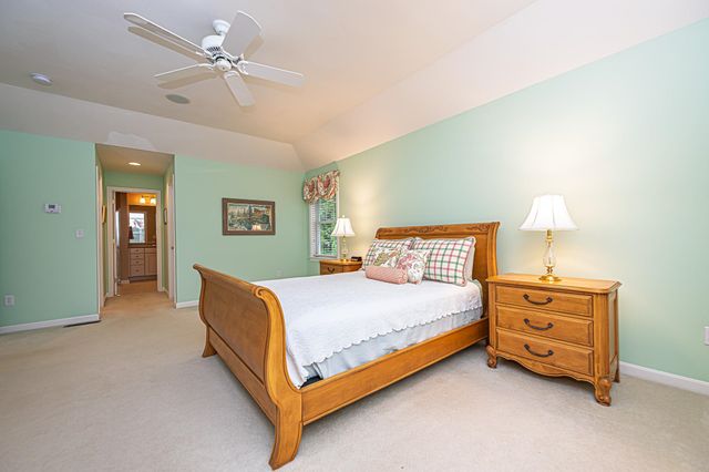 7 Drumlin Road, Stratham, NH 03885
