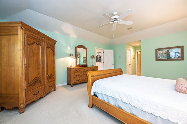 7 Drumlin Road, Stratham, NH 03885
