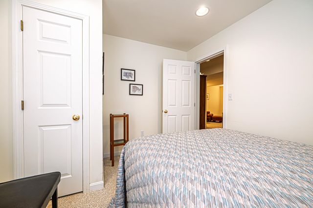 7 Drumlin Road, Stratham, NH 03885