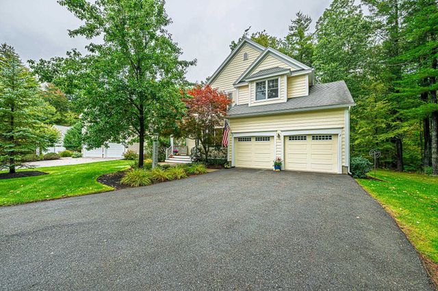 7 Drumlin Road, Stratham, NH 03885