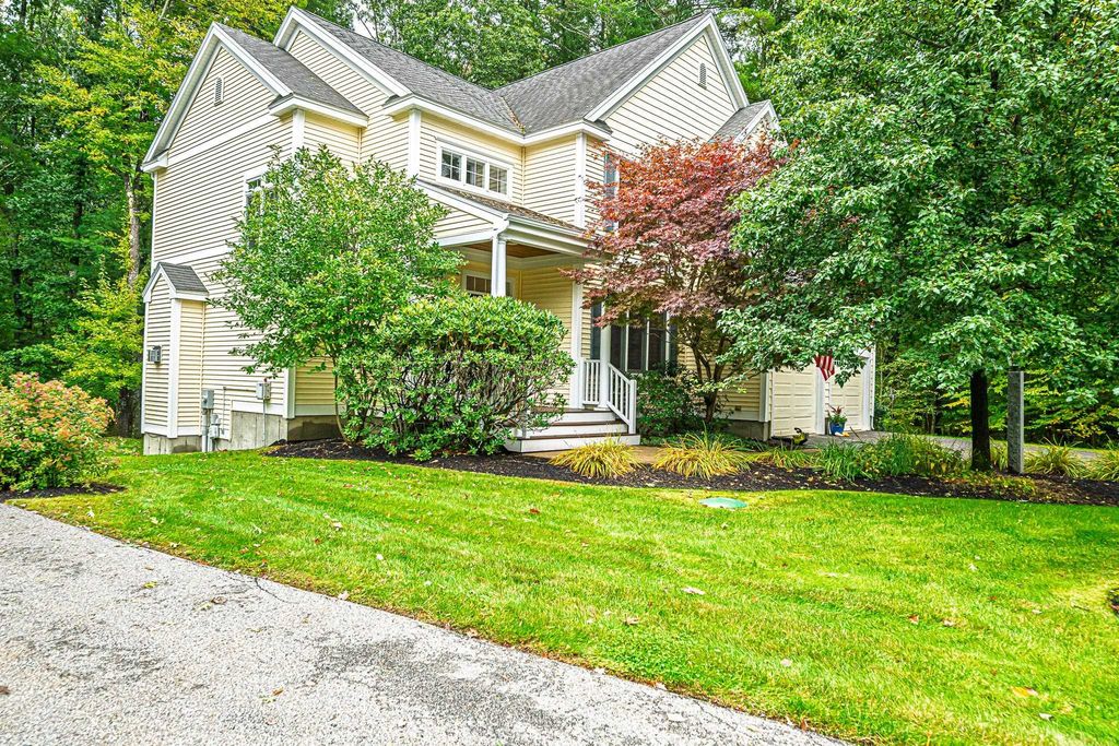 7 Drumlin Road, Stratham, NH 03885