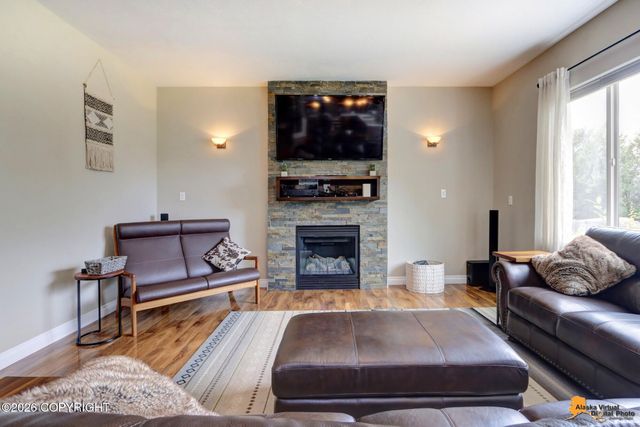 7720 Hacienda Drive, Anchorage, AK 99507