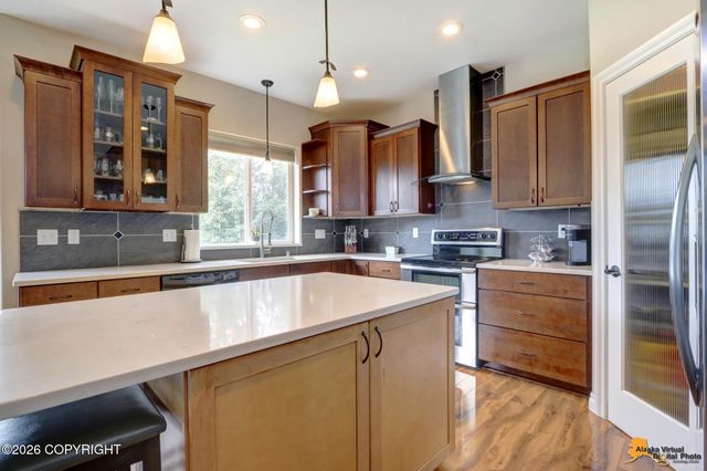 7720 Hacienda Drive, Anchorage, AK 99507