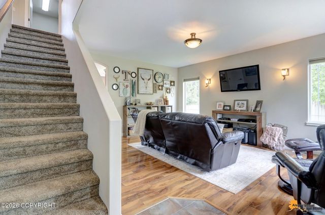 7720 Hacienda Drive, Anchorage, AK 99507