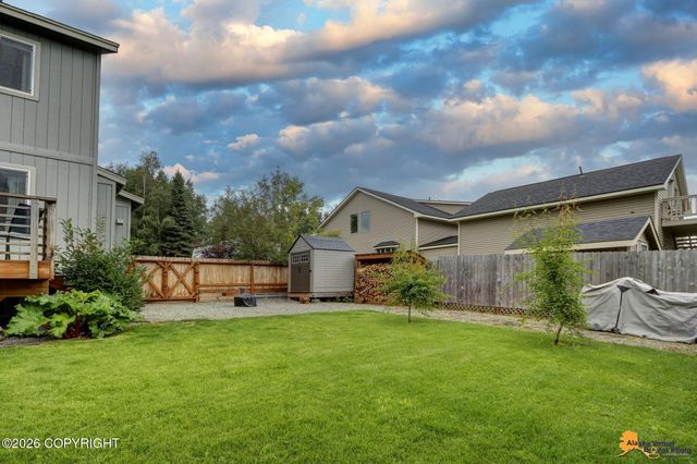 7720 Hacienda Drive, Anchorage, AK 99507