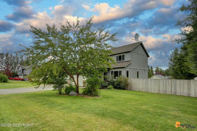 7720 Hacienda Drive, Anchorage, AK 99507