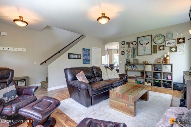 7720 Hacienda Drive, Anchorage, AK 99507