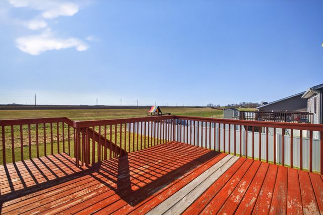 6064 58th Street S, Fargo, ND 58104