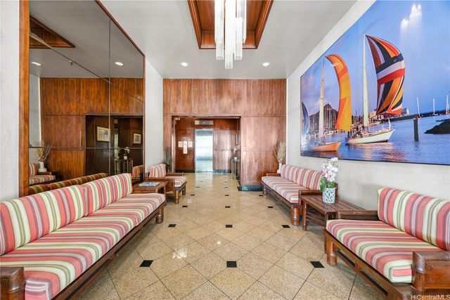 1700 Ala Moana Boulevard 2004, Honolulu, HI 96815