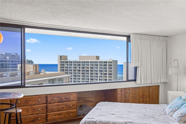 1700 Ala Moana Boulevard 2004, Honolulu, HI 96815