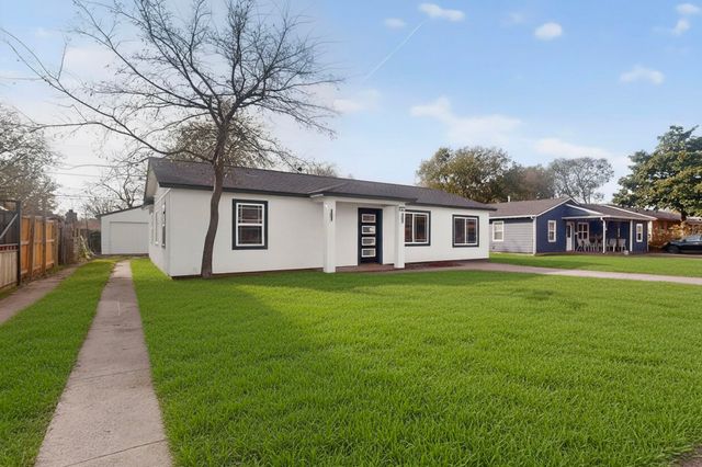 4540 Western Oaks Drive, Dallas, TX 75211