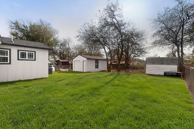 4540 Western Oaks Drive, Dallas, TX 75211