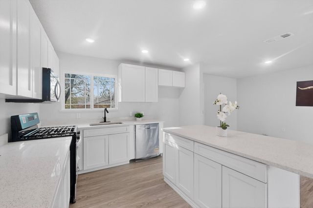 4540 Western Oaks Drive, Dallas, TX 75211