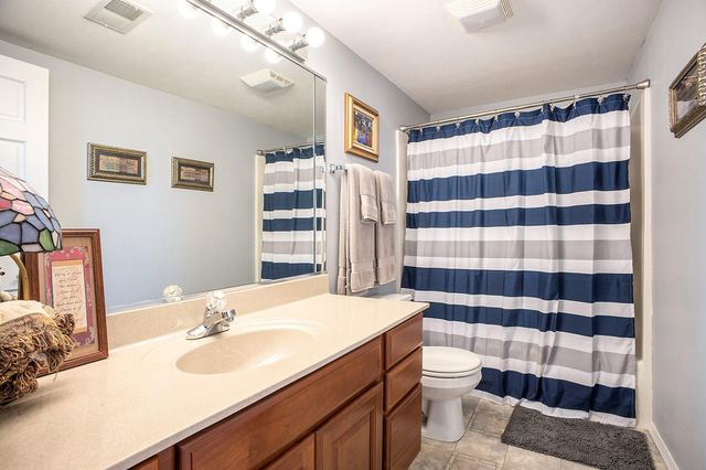 4028 W 91st Place, Merrillville, IN 46410