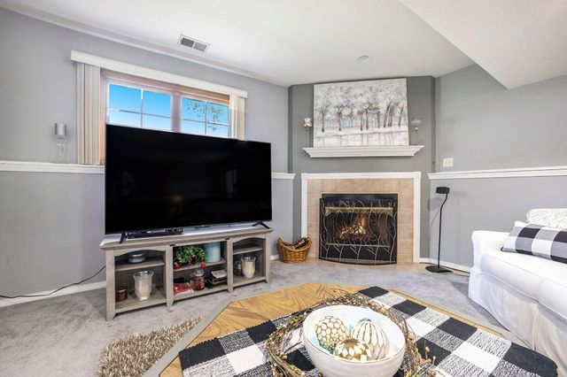 4028 W 91st Place, Merrillville, IN 46410