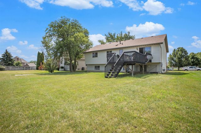 4028 W 91st Place, Merrillville, IN 46410