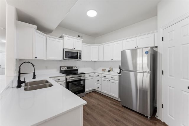 699 N Wordsworth Lane, Fayetteville, AR 72704