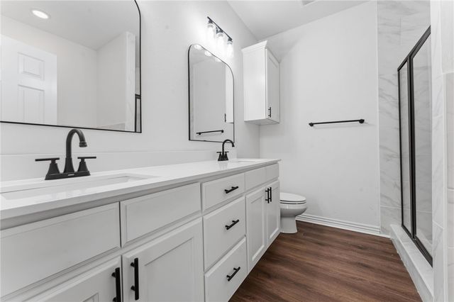 699 N Wordsworth Lane, Fayetteville, AR 72704