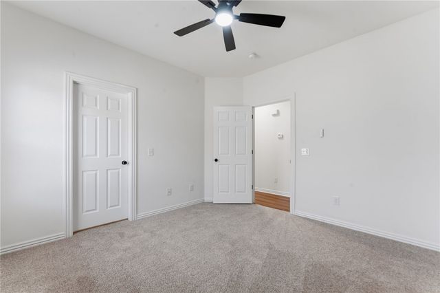 699 N Wordsworth Lane, Fayetteville, AR 72704