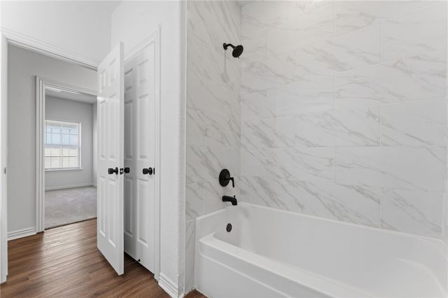 699 N Wordsworth Lane, Fayetteville, AR 72704