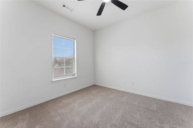 699 N Wordsworth Lane, Fayetteville, AR 72704