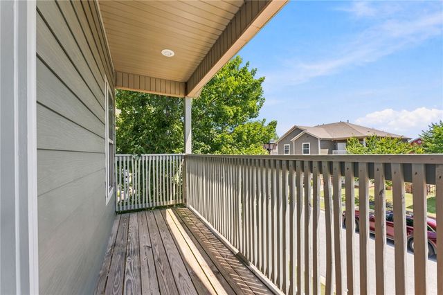 699 N Wordsworth Lane, Fayetteville, AR 72704