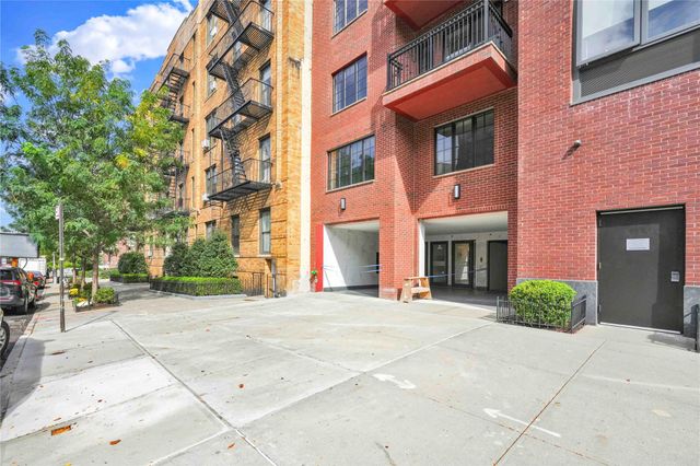 25-25 31st Avenue 5, Astoria, NY 11106