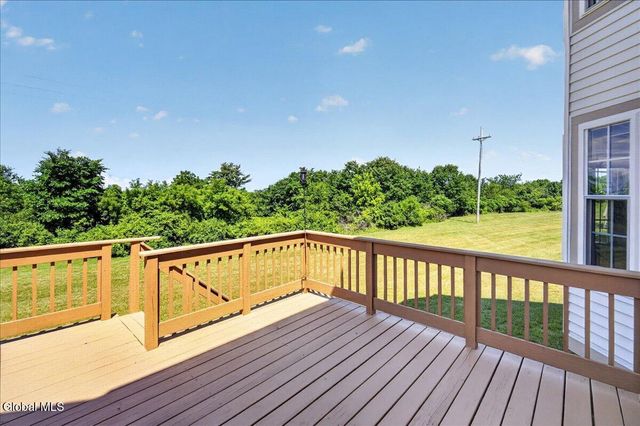 3 Highpointe Drive, Troy, NY 12182