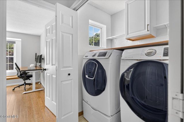 3 Highpointe Drive, Troy, NY 12182
