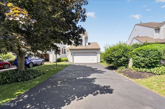 3 Highpointe Drive, Troy, NY 12182