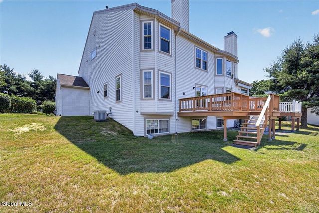 3 Highpointe Drive, Troy, NY 12182