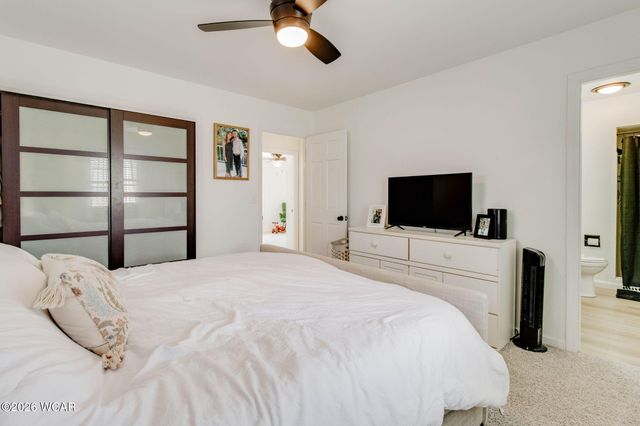 127 Cheshire Circle, Lima, OH 45804